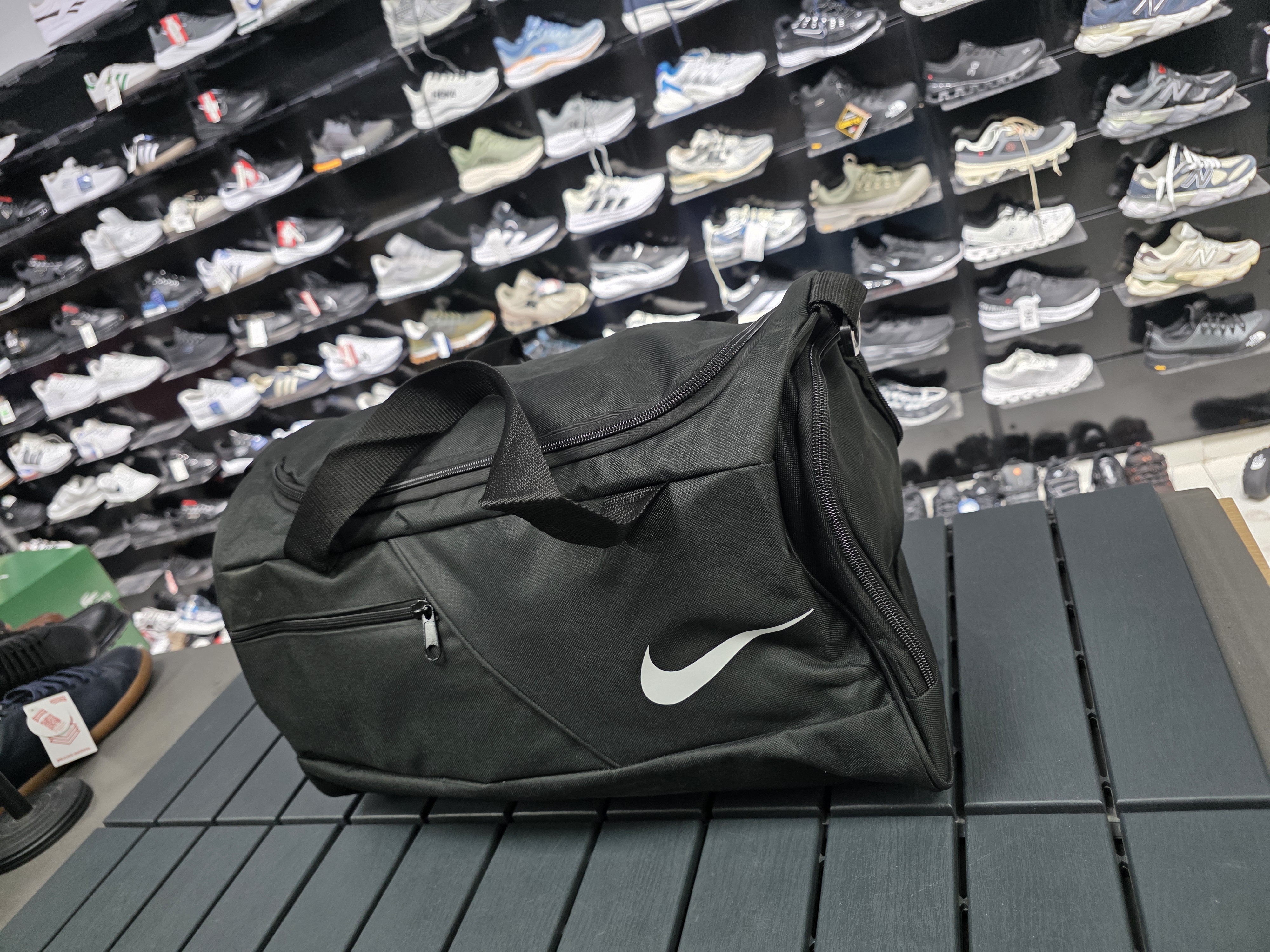 Nike spor canta 40 cm 25 litre