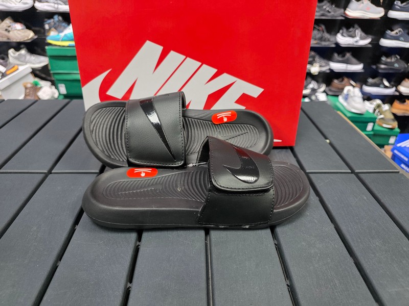 NIKE CIRTLI ERKEK TERLIGI