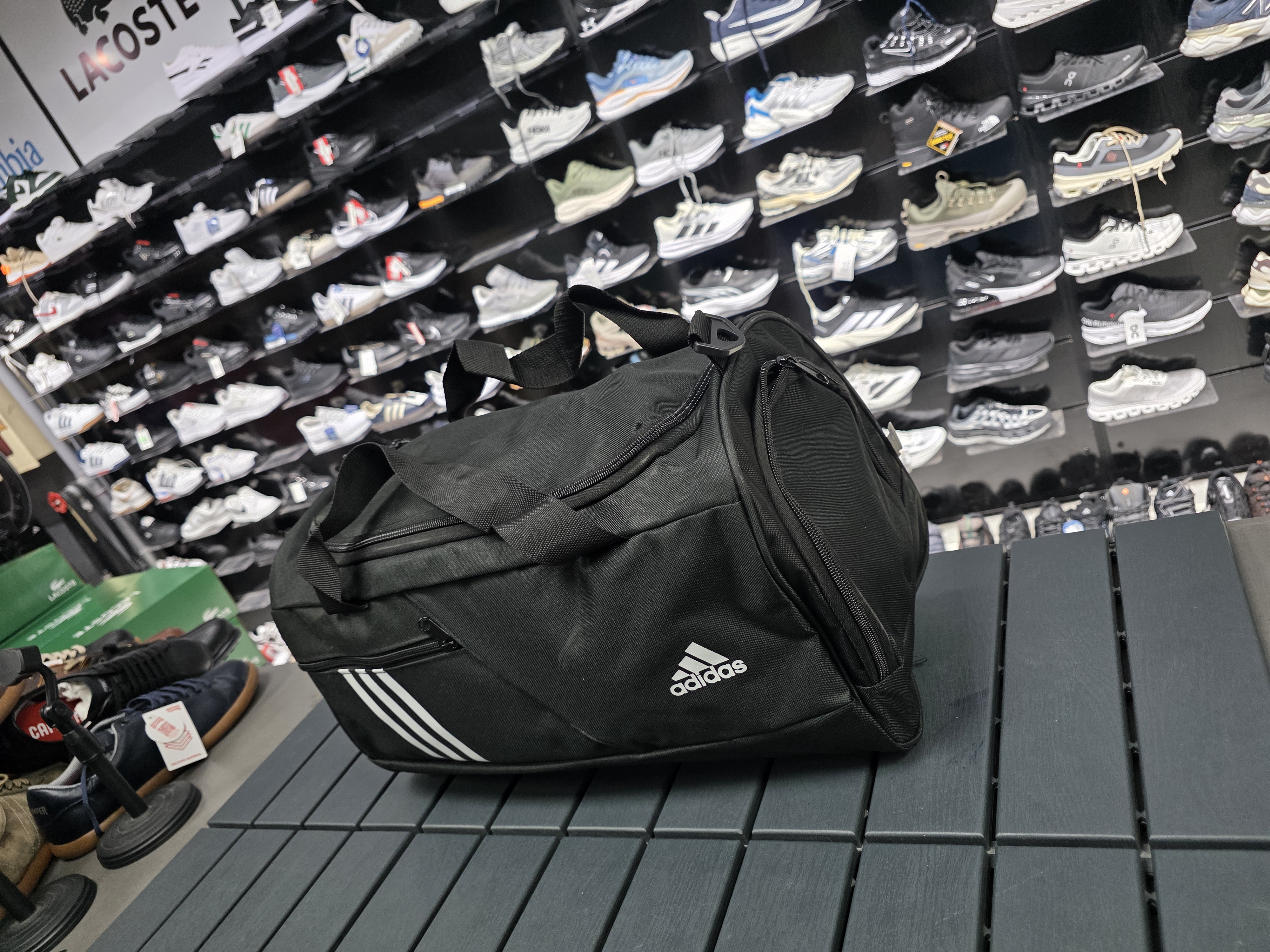 Adidas 40 cm 25 litre spor canta