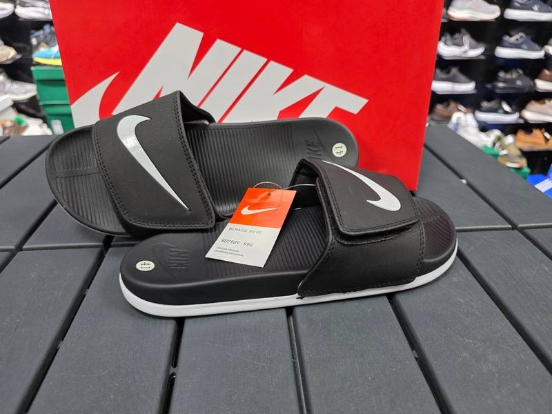 NIKE CIRTLI ERKEK TERLIGI