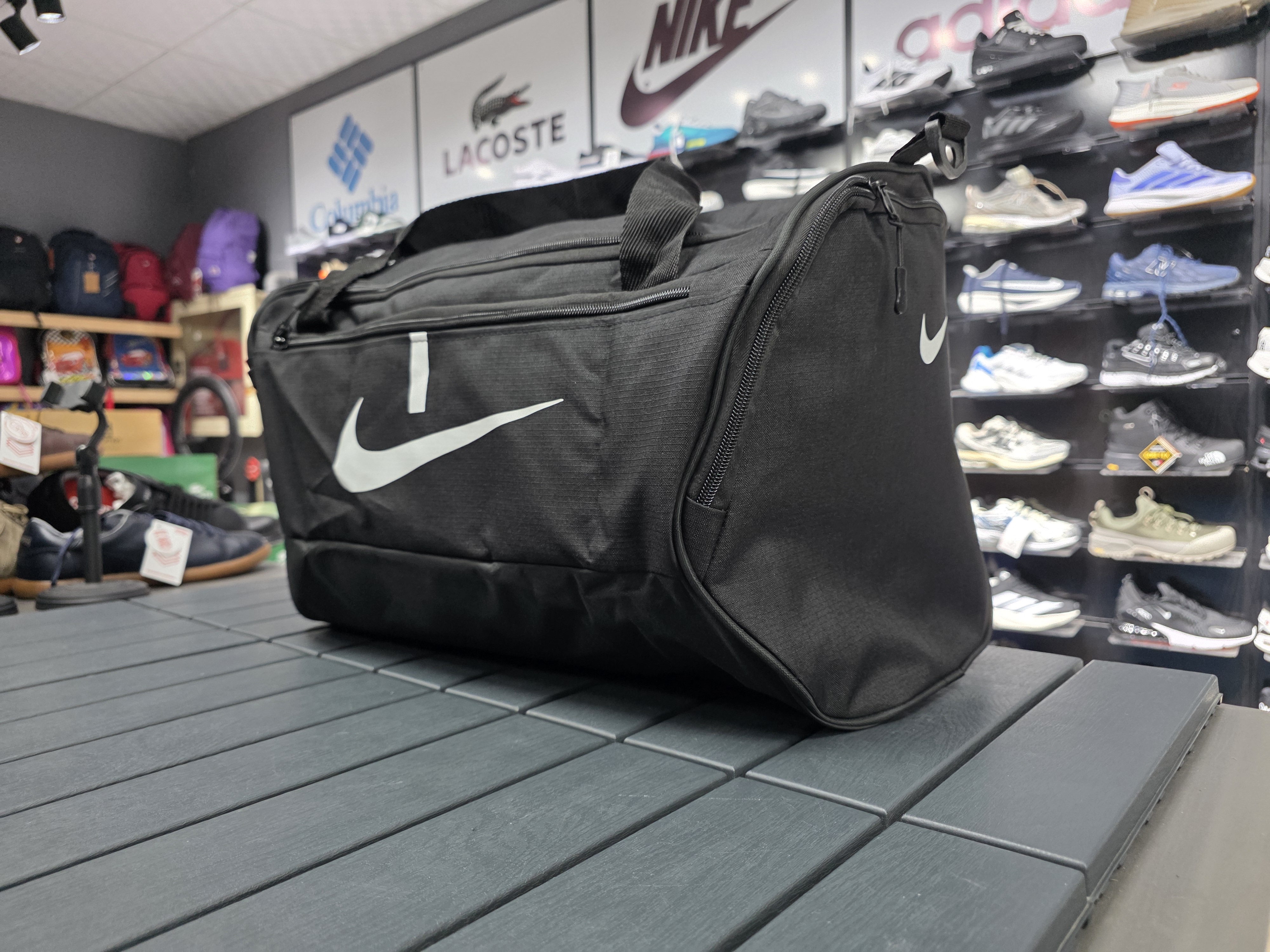 Nike 40 cm 25 litre spor canta