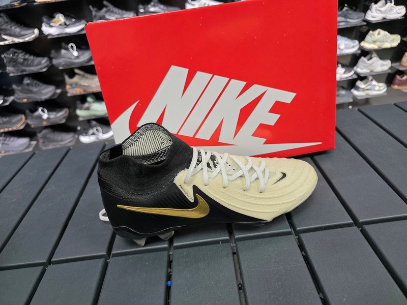 nıke phanton luna dıslı kranpon