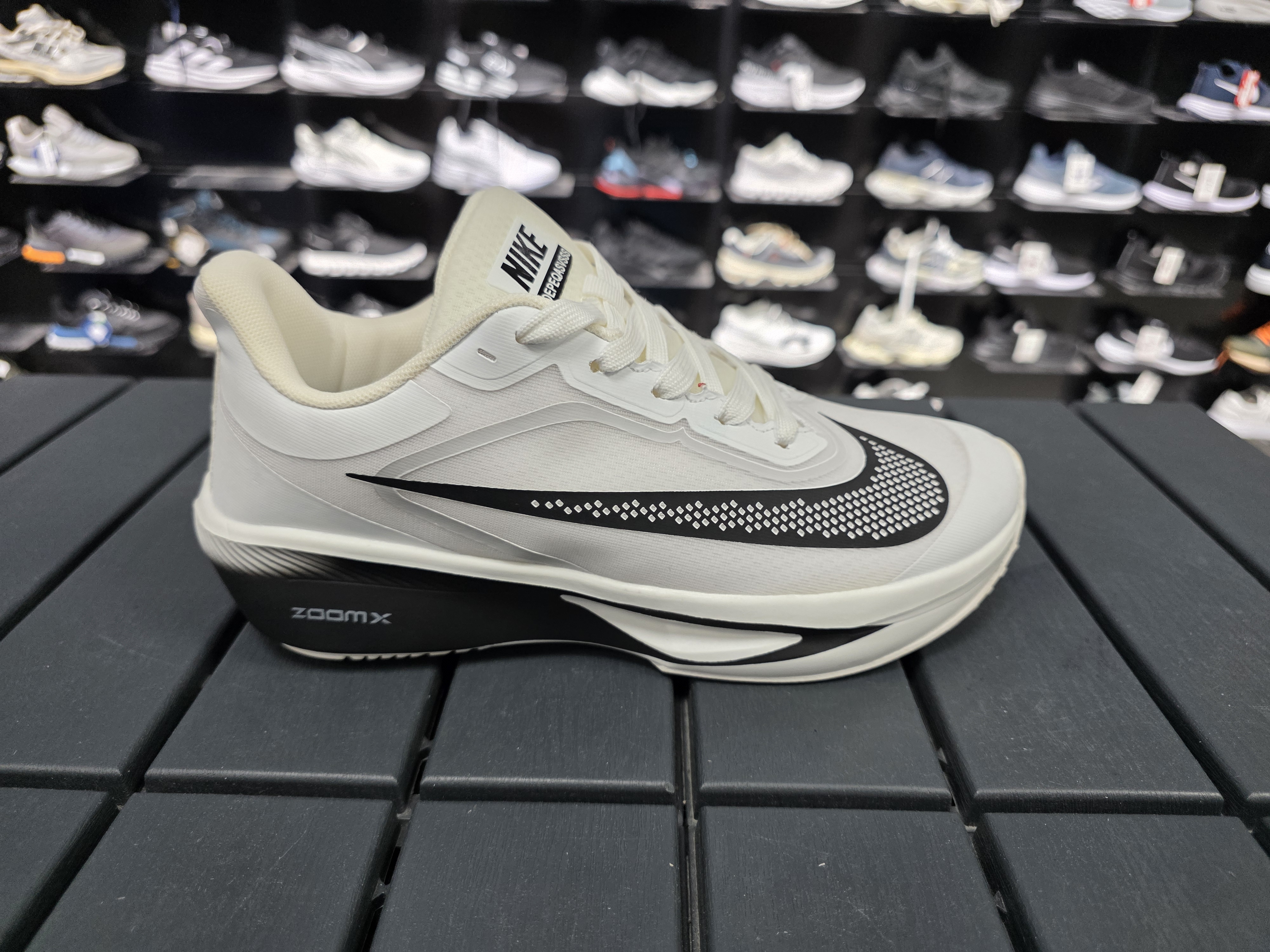 Nike zomm fly6 dar kalip koşu ayakkabısı