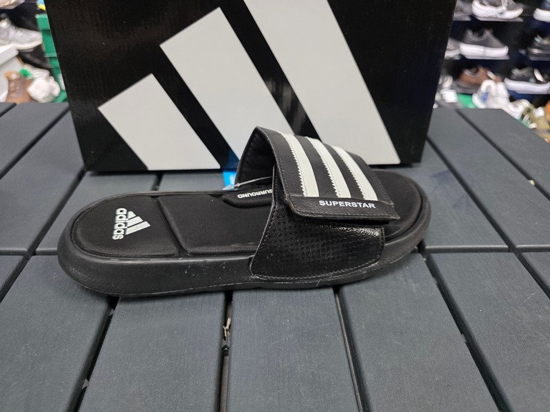 ADIDAS CIRTLI ERKEK TERLIGI