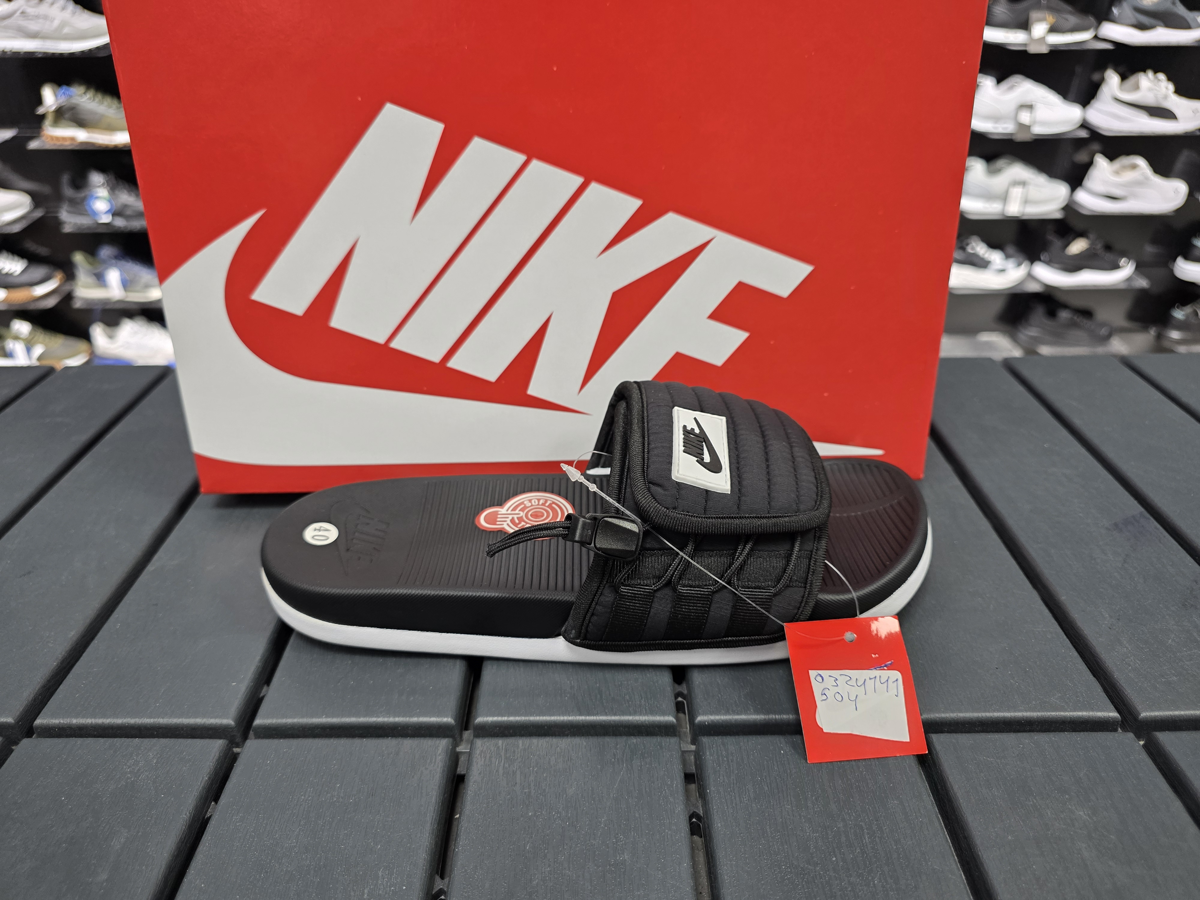 Nike erkek terliği tam kalip