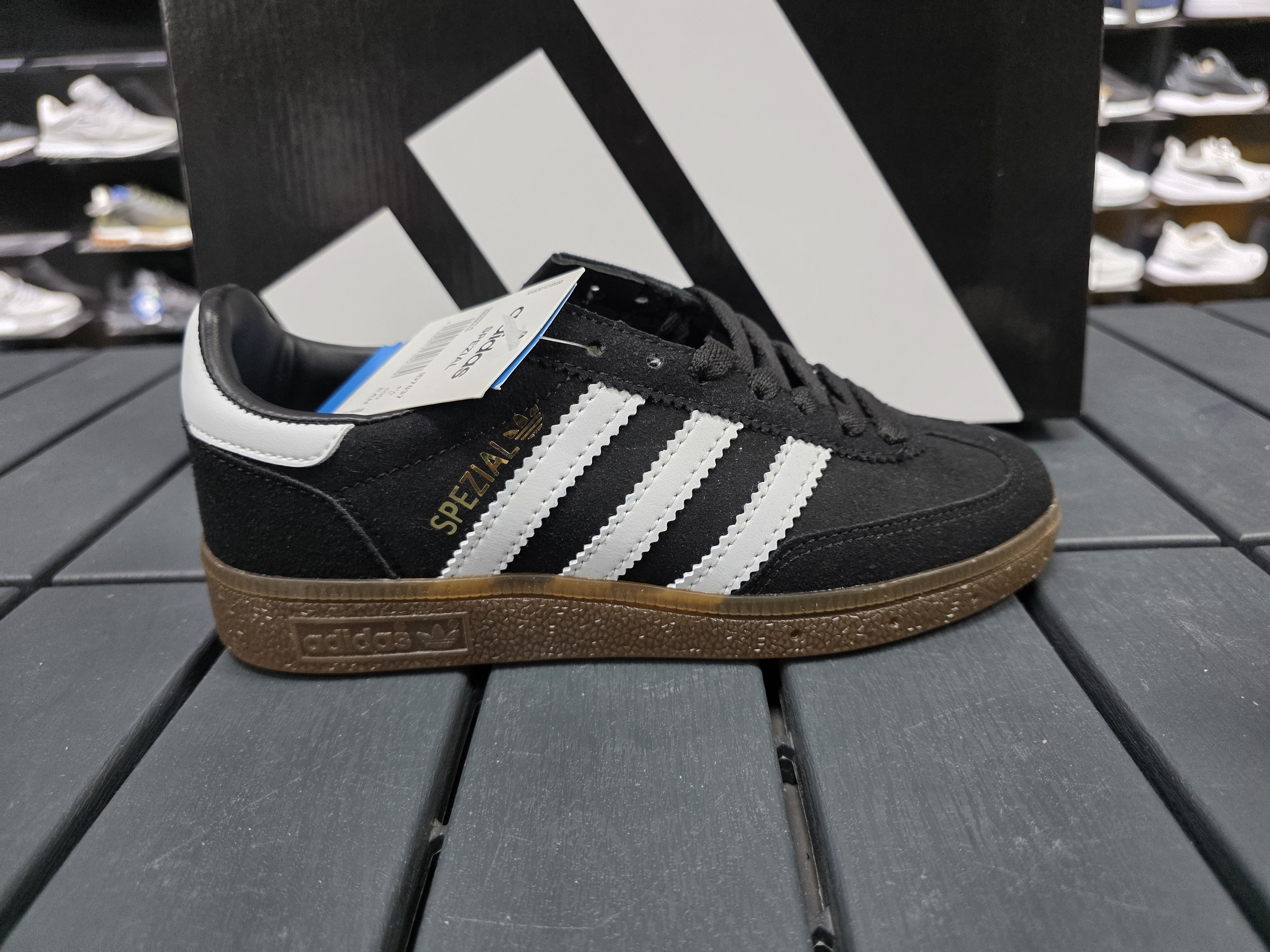 Adidas speizal handbal tam kalip deri