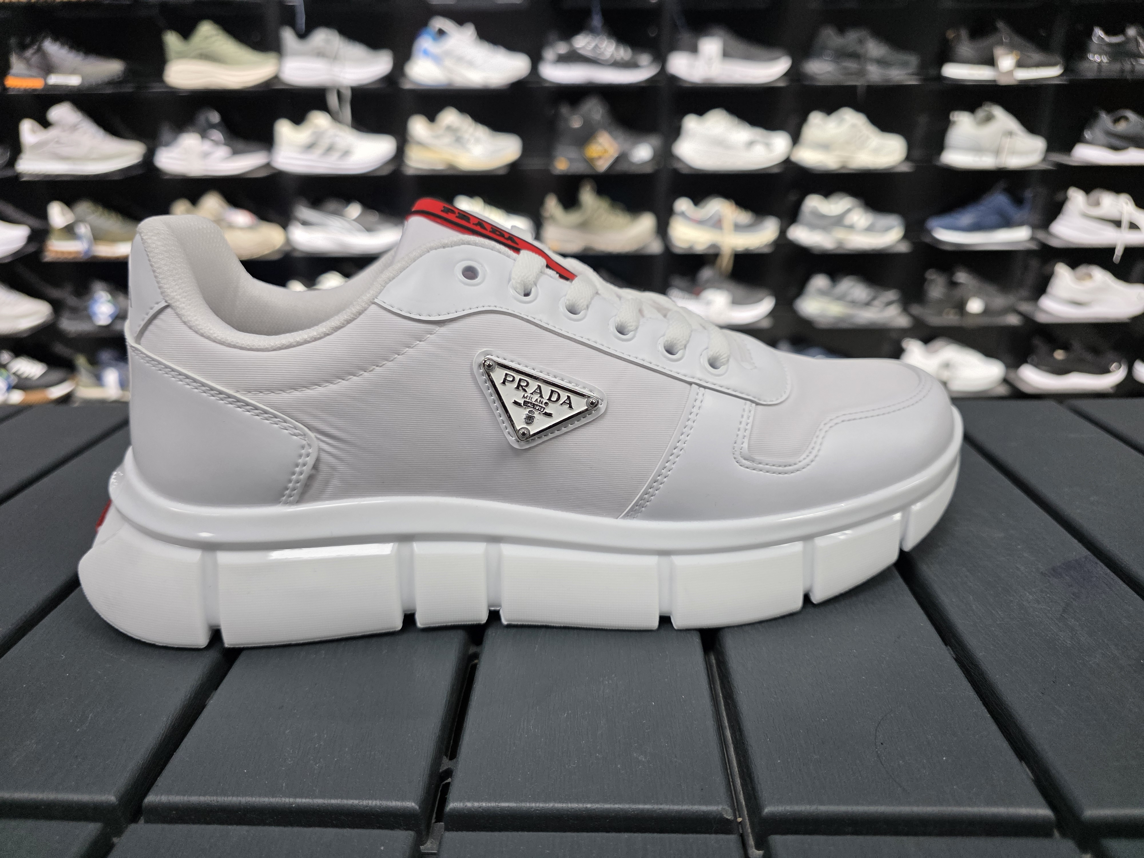 Prada erkek spor tam kalip
