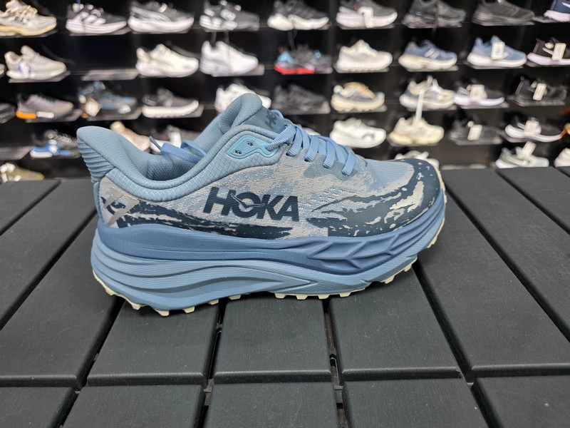 hoka stınson 7 yuruyus kosu ayakkabısı dar kalıp