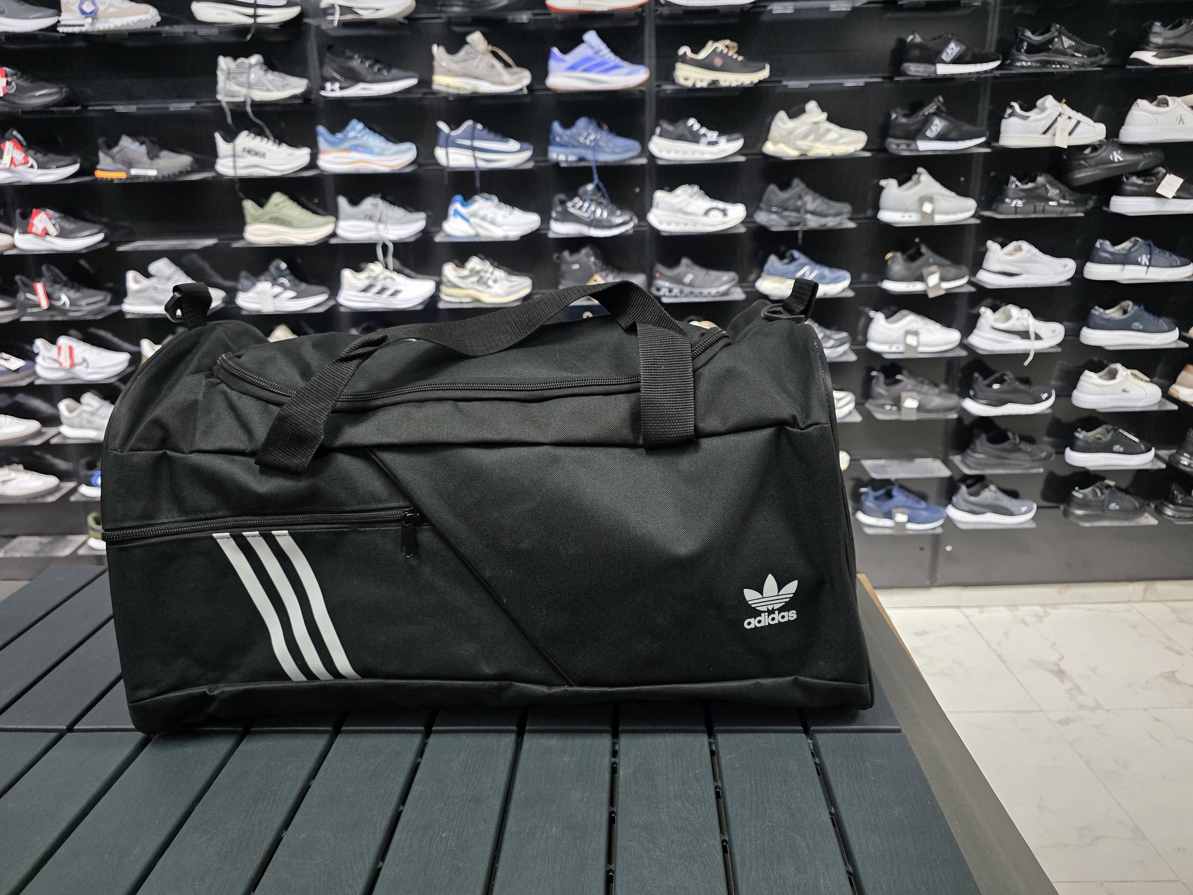 Adidas spor Seyehat canta 60 cm uzunluk 40 litre